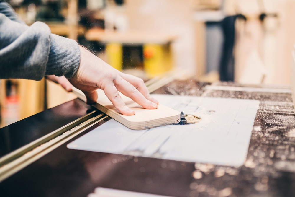how to use a router table